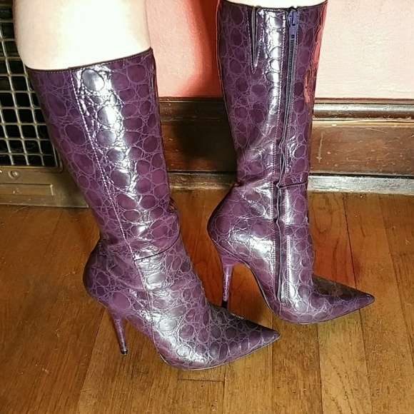 purple snakeskin shoes